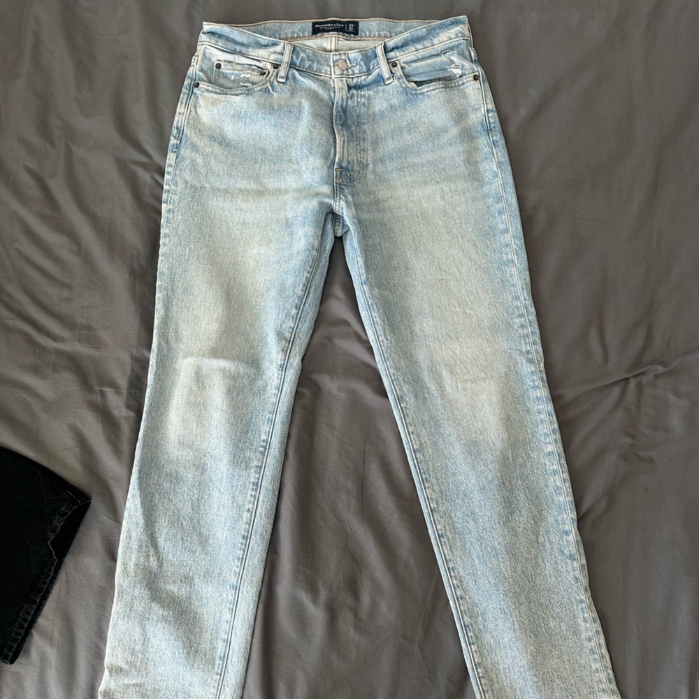 Abercrombie Straight Fit Jeans